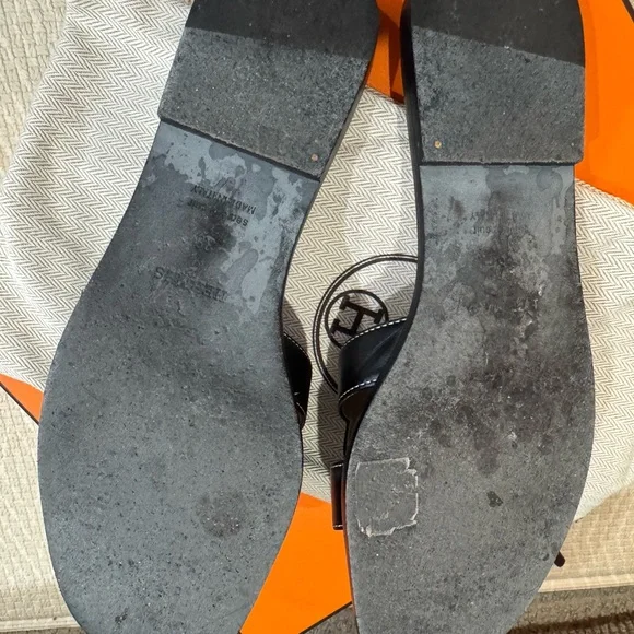 Hermes Oran Black Sandals - Picture 4 of 6